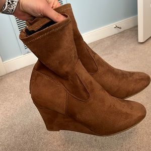 Chinese Laundry booties size 11 / 42.5